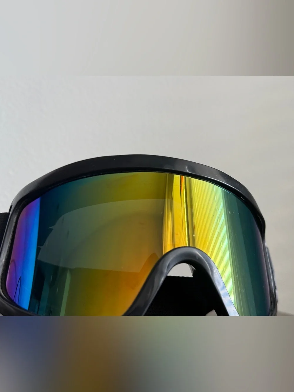 None sleek goggles